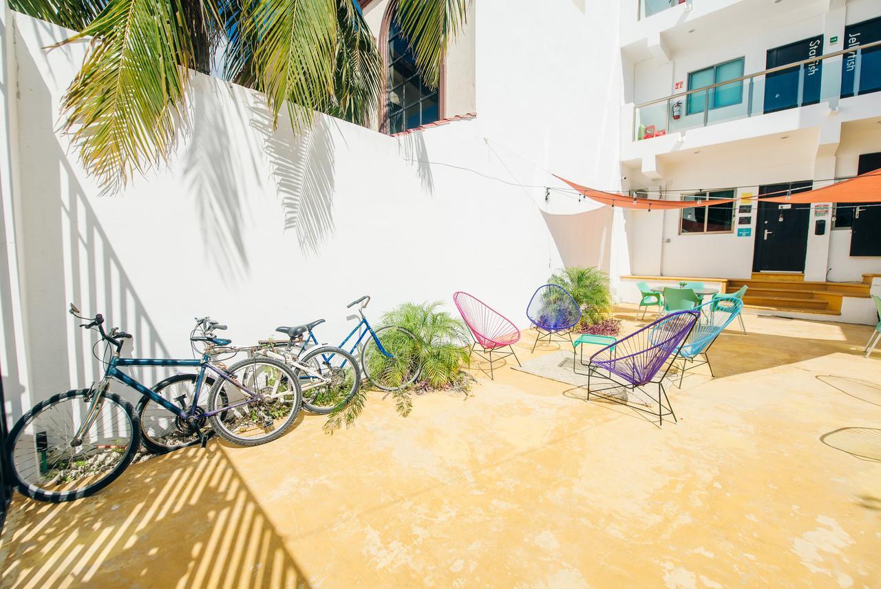 The Mermaid Hostel Beach (Adults Only) Cancún Eksteriør billede